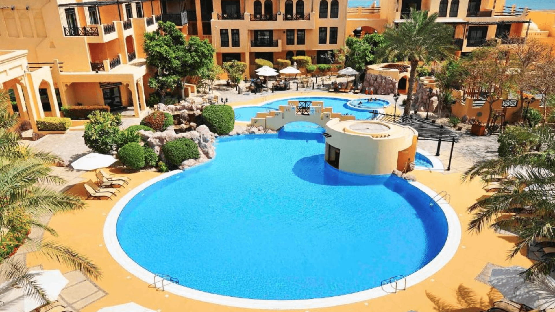 Novotel Bahrain Al Dana Resort